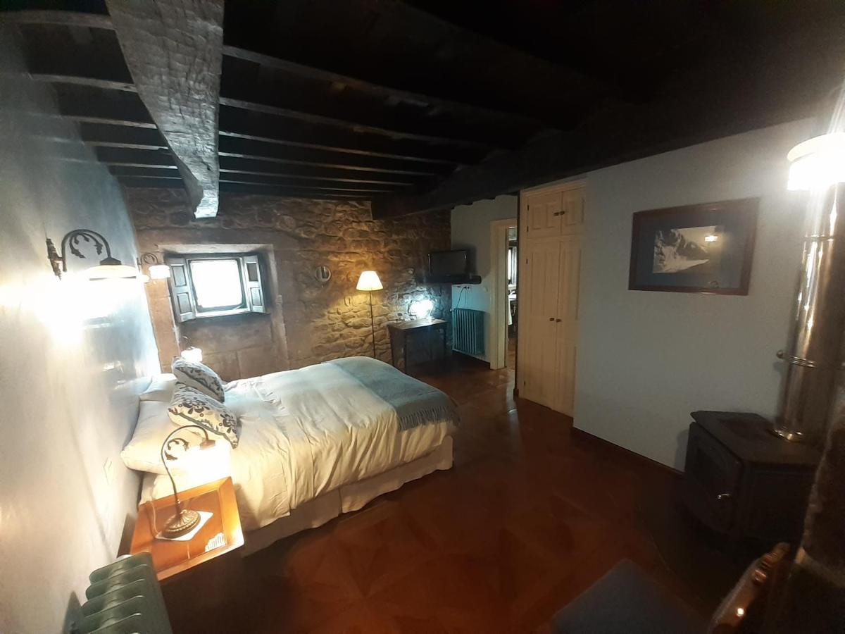 Hotel La Casona De Barrio, Alto Campoo Баррио Экстерьер фото
